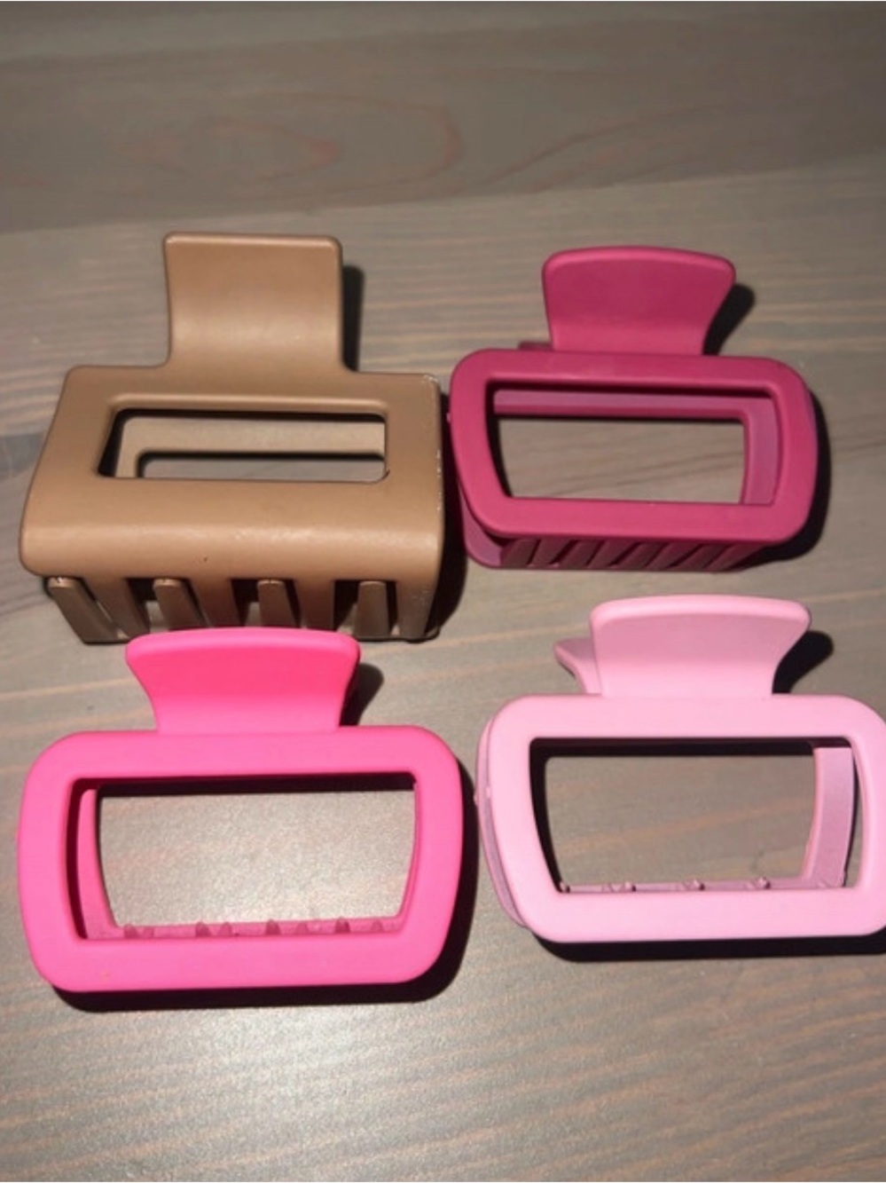 SHEIN Brown and Pink Matte Rectangle Hair Claw Clips Set